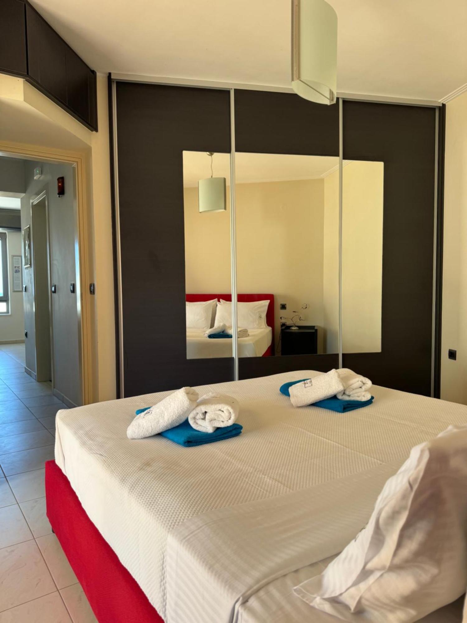 Seaty Luxury Apartment Chania  Exterior photo